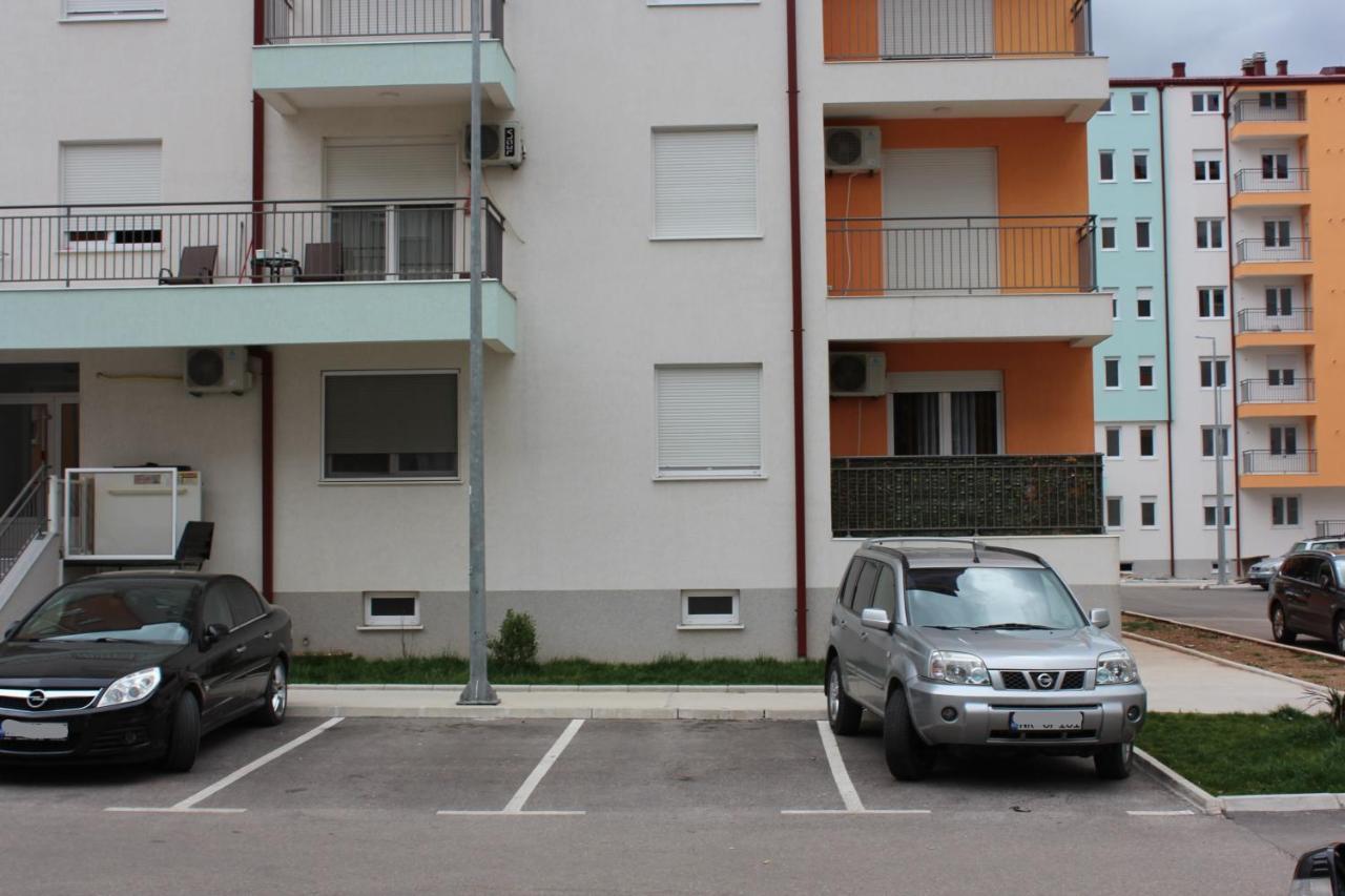 Apartment Anagastum Niksic ภายนอก รูปภาพ